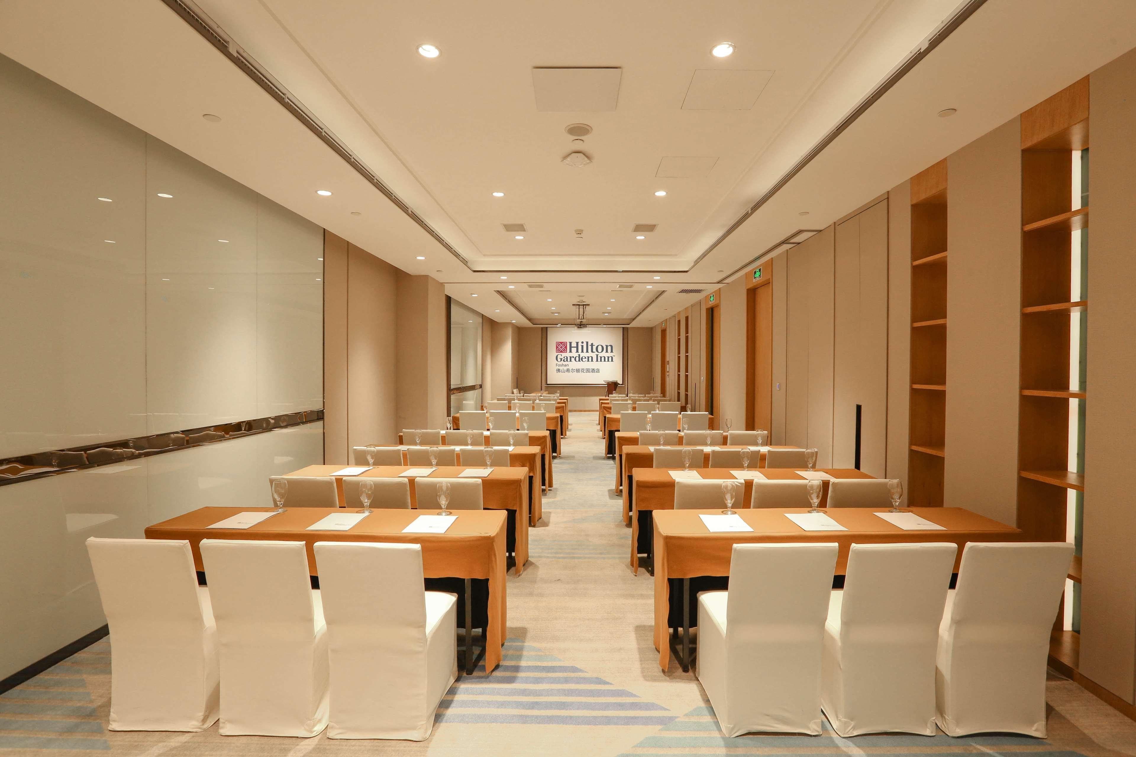 Hilton Garden Inn Фошань Екстер'єр фото